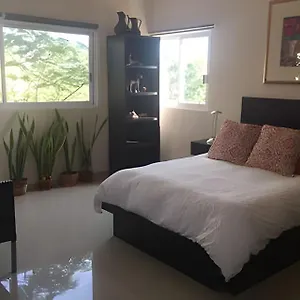  Apartment 12 De Octubre